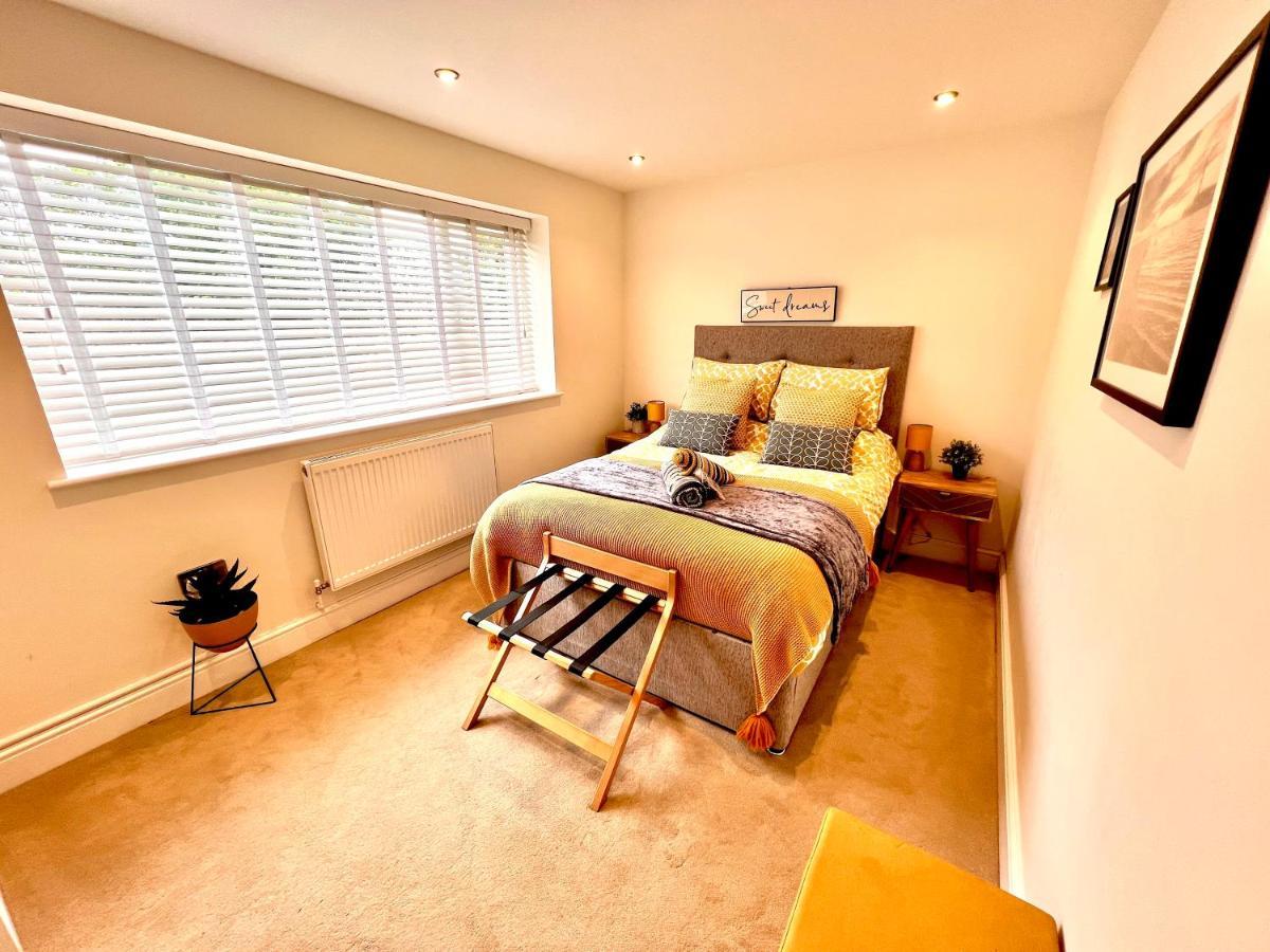 The Duplex Margate With Deck & Living Space Air Conditioning Extérieur photo