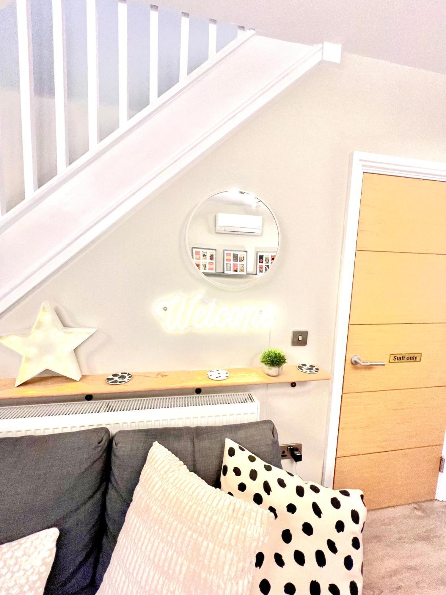 The Duplex Margate With Deck & Living Space Air Conditioning Extérieur photo