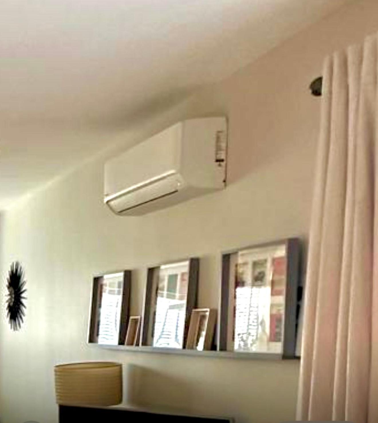 The Duplex Margate With Deck & Living Space Air Conditioning Extérieur photo